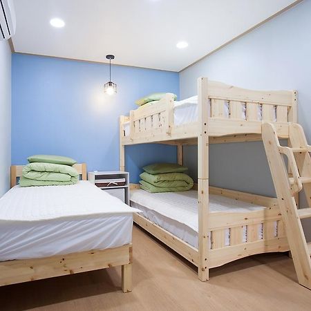 88 Guesthouse Сеул Екстериор снимка