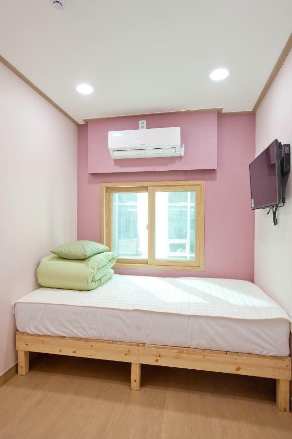 88 Guesthouse Сеул Екстериор снимка